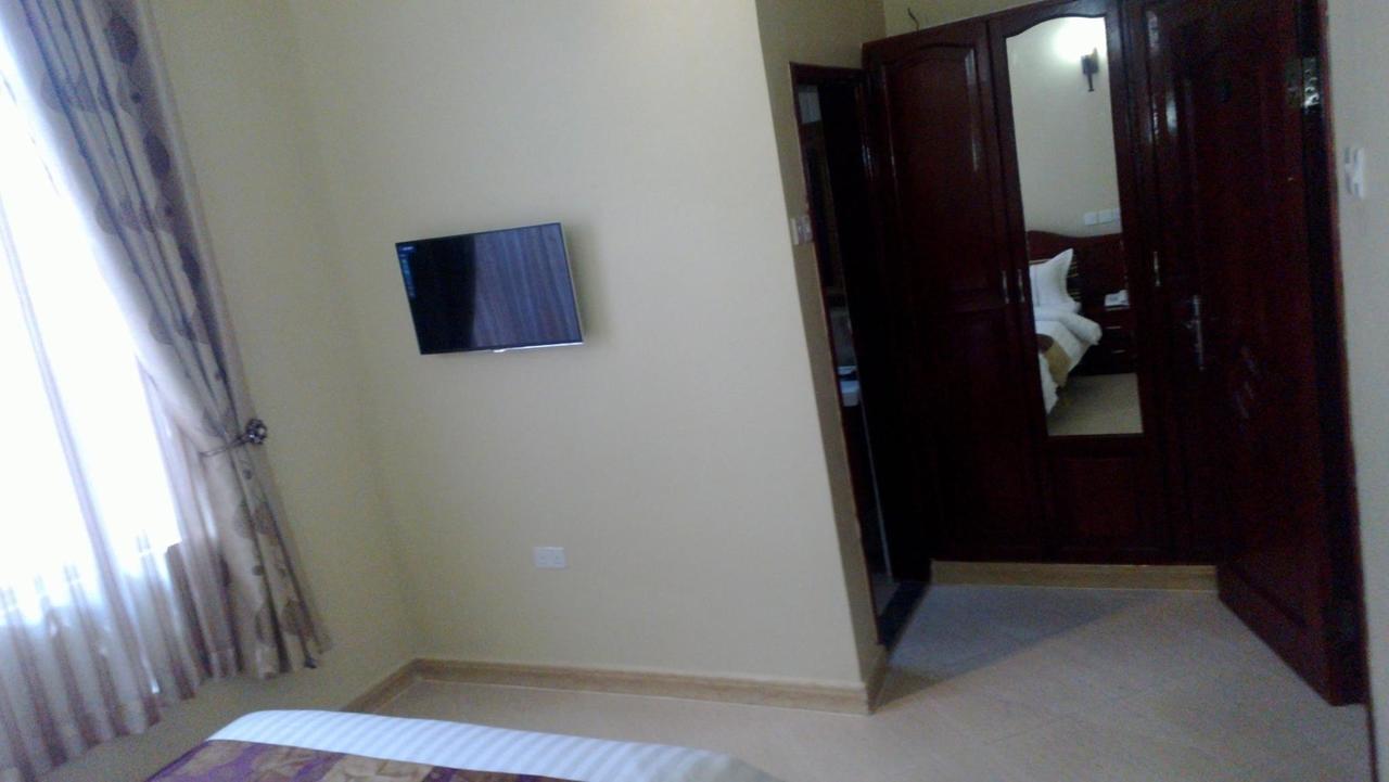 Rising Sun Hotel Dar es Salaam Exterior photo