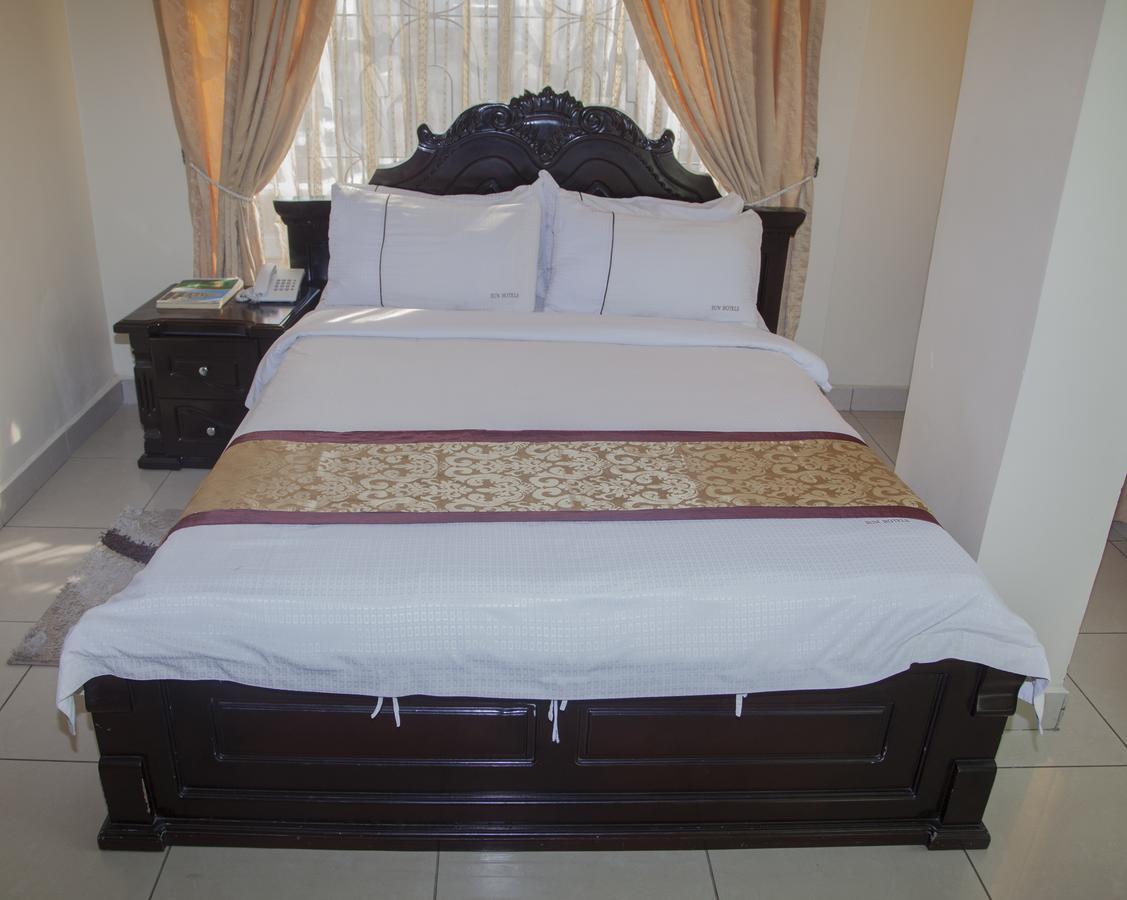 Rising Sun Hotel Dar es Salaam Exterior photo