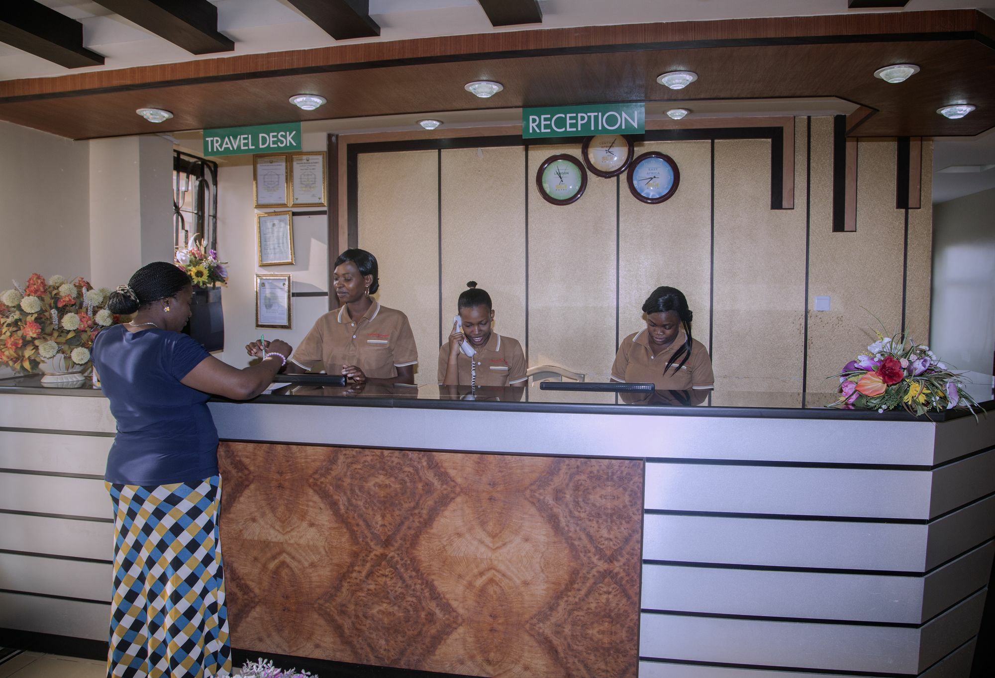 Rising Sun Hotel Dar es Salaam Exterior photo